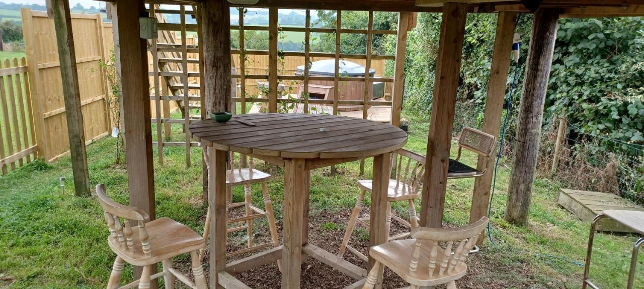 Hotel Norwell View Farm Glamping With Hot Tubs à Bath Extérieur photo